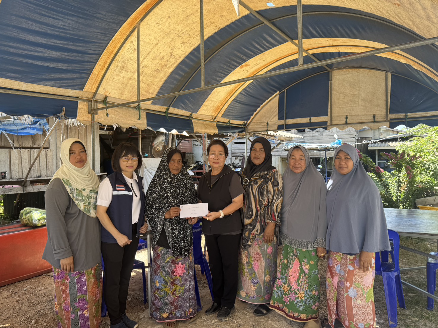 👩🏻 พช. เทพา ร่วมกับกพสอ. มอบเงินฌาปนกิจสตรี อำเภอเทพา